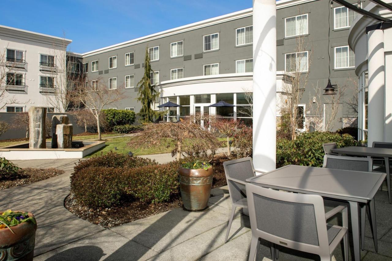 Courtyard By Marriott Seattle Kirkland Hotel Exterior photo